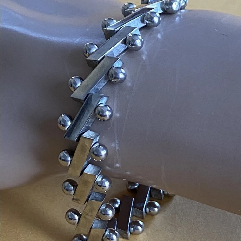 Vintage Heavy Sterling Silver
Double Head Ball Pin & Block
Link Bracelet,